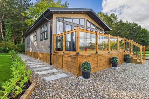 2 bedroom mobile home for sale, Leconfield Road, Cherry Burton, HU17 7LJ