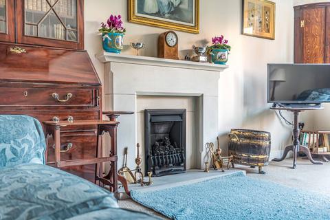 4 bedroom detached house to rent, Uptons Garden, Whitminster, Gloucester, GL2