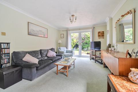 3 bedroom semi-detached house for sale, Lammas Close, Surrey GU7