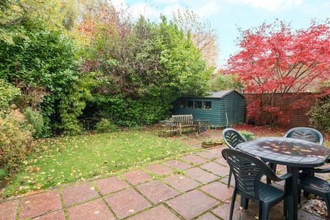 3 bedroom semi-detached house for sale, Lammas Close, Surrey GU7