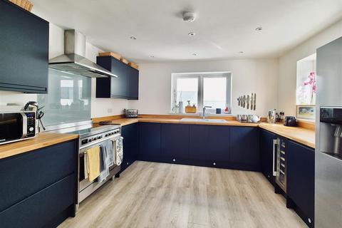 4 bedroom detached house for sale, Torleven Road, Porthleven TR13