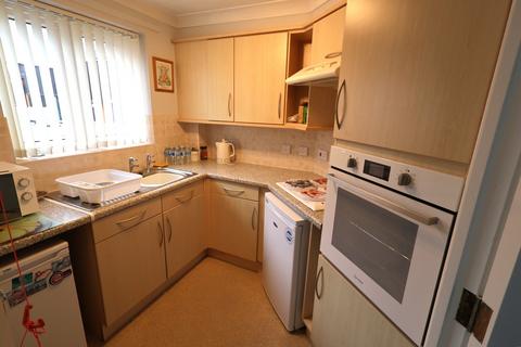 1 bedroom flat for sale, Larger Than Average Retirement Flat