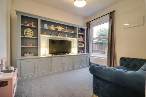 3 bedroom semi-detached house for sale, Tranby Road, Woolston