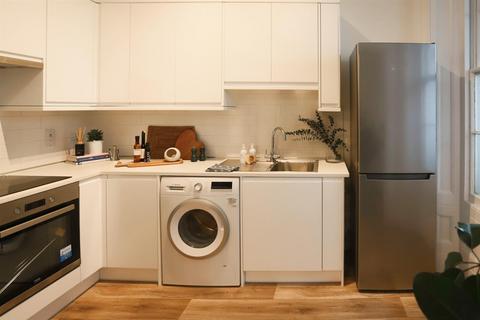 1 bedroom apartment for sale, Rouge Bouillon, St Helier JE2