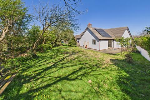 4 bedroom detached bungalow for sale, Courtfield Drive, Simpson Cross, SA62
