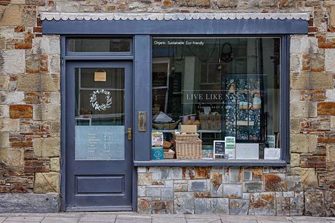 Shop to rent - Sycamore Street, Newcastle Emlyn, SA38