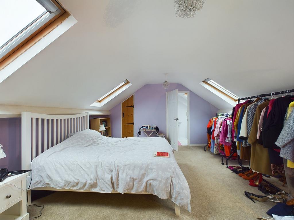 Bedroom (First Floor)