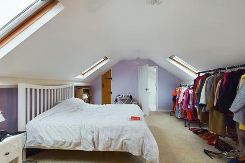 2 bedroom semi-detached bungalow for sale, Lake Villas, Llangwm, SA62