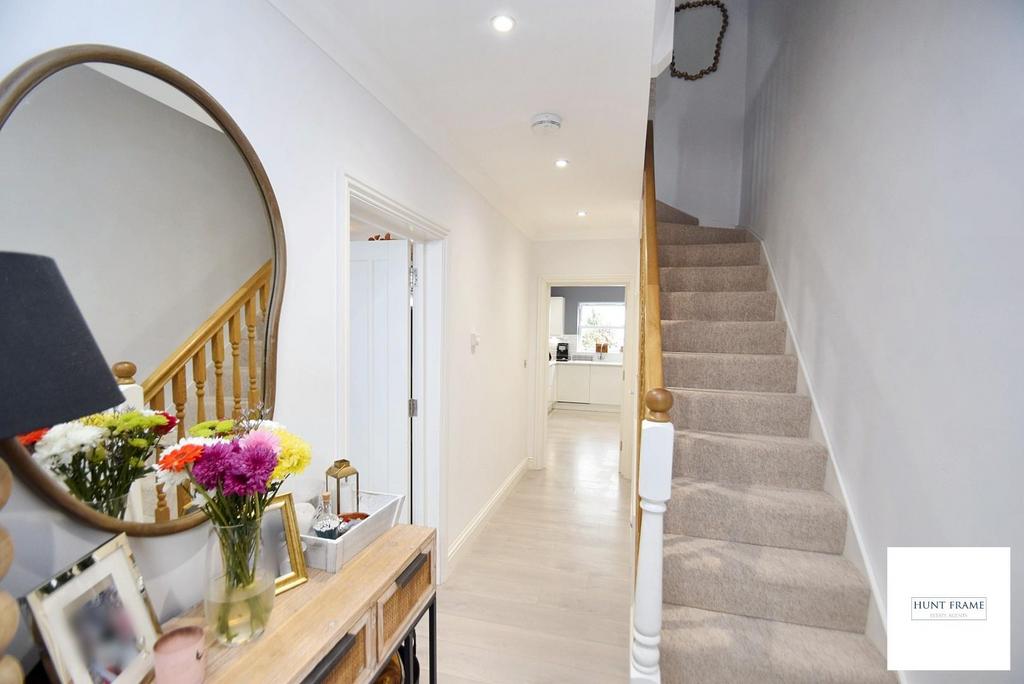 DSC 0226 blurred.jpg