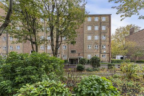 1 bedroom flat for sale, Pynfold Estate, Bermondsey, SE16