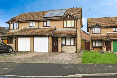 3 bedroom semi-detached house for sale, Eden Way, Wokingham RG41