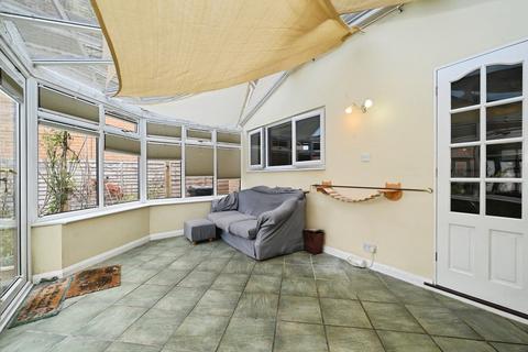 3 bedroom semi-detached house for sale, Eden Way, Wokingham RG41