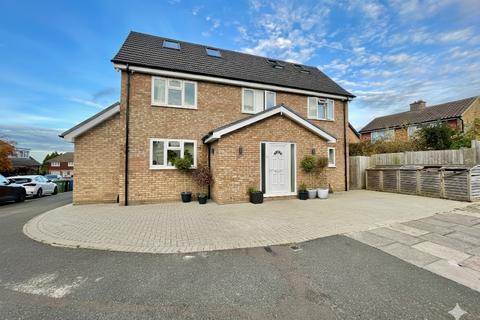 undefined, Sutherland Place, Luton, Bedfordshire, LU1 3SY