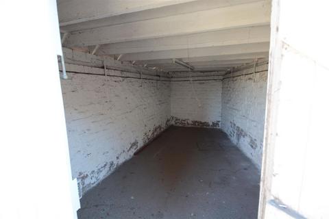 Property to rent, Hawthorn Grove, York