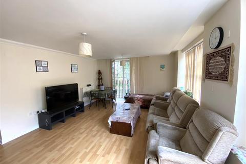 undefined, Twickenham Road, Isleworth