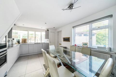 undefined, Wilcot Close, Woking GU24