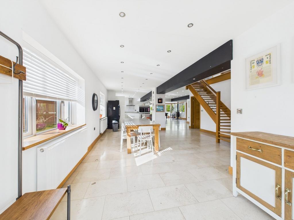 Kitchen/Living Area