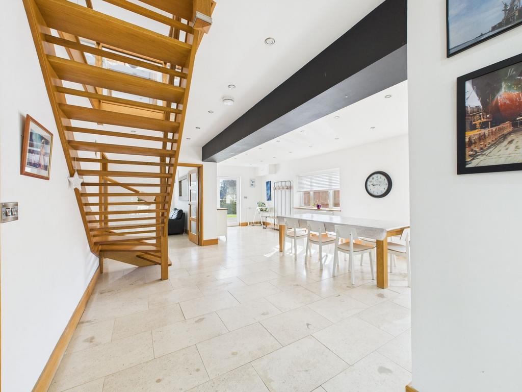 Kitchen/Living Area