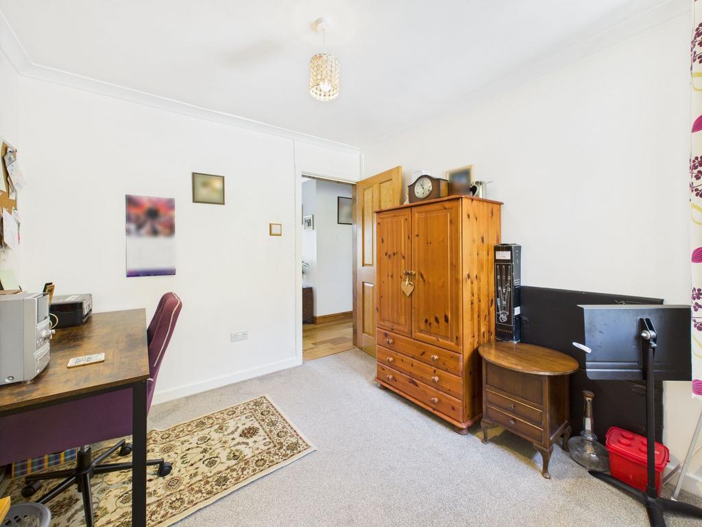 Bedroom 4 / Office