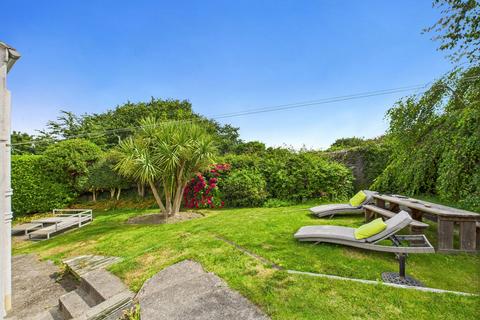 5 bedroom end of terrace house for sale, Prospect Place, Pembroke Dock, SA72