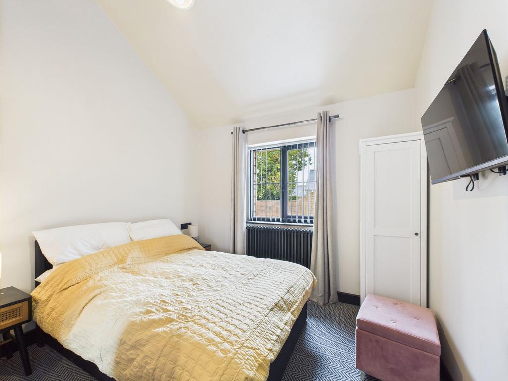 Annex Bedroom 1