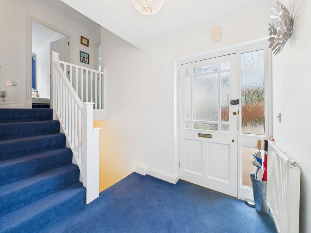 Middle Landing / Entry Hall