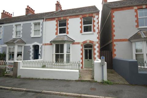 4 bedroom end of terrace house for sale, Greenhill Avenue, Tenby, SA70