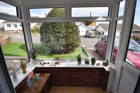 2 bedroom semi-detached bungalow for sale, Penally Heights, Penally, SA70
