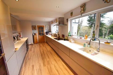 4 bedroom detached house for sale, Lady Park, Tenby, SA70