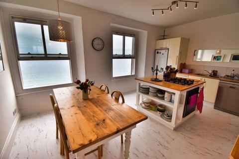 2 bedroom property for sale, Cresswell Street, Gunfort Mansions Cresswell Street, SA70