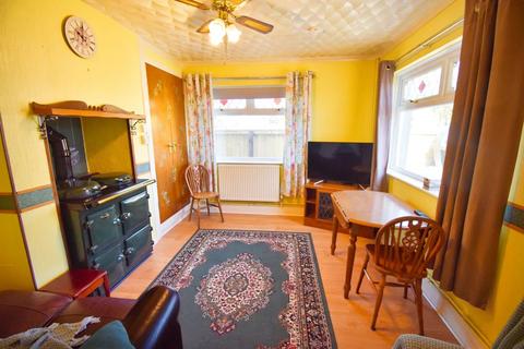 3 bedroom property for sale, Broadmoor, Kilgetty, SA68