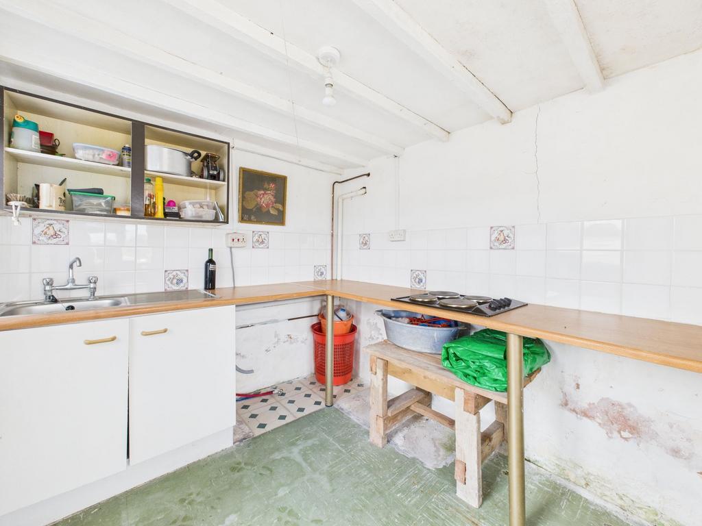 Utility  / 2nd Kitchen Area