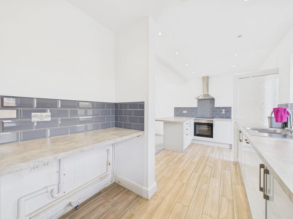 Kitchen /Living Area