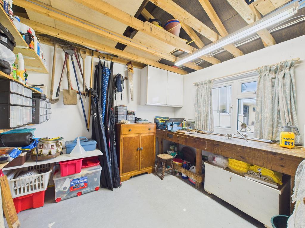 Workshop / Craft Room