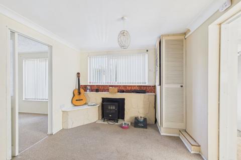 3 bedroom semi-detached house for sale, Llanddyri, Llanelli, SA14