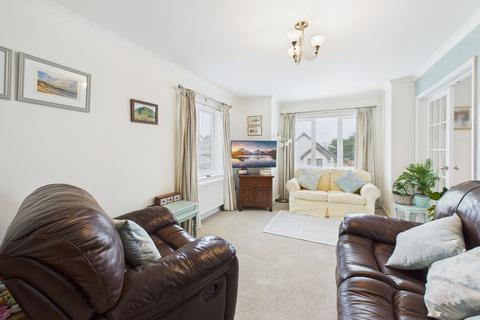 4 bedroom bungalow for sale, Hawthorn Close, Pentlepoir, SA69