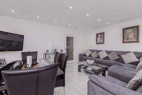 undefined, Garrard Road, Slough SL2