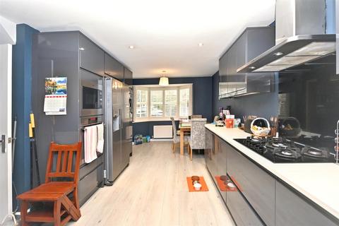 undefined, Antigua Close, Eastbourne