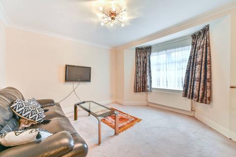 Kenwyn Drive, Gladstone Park, London, NW2