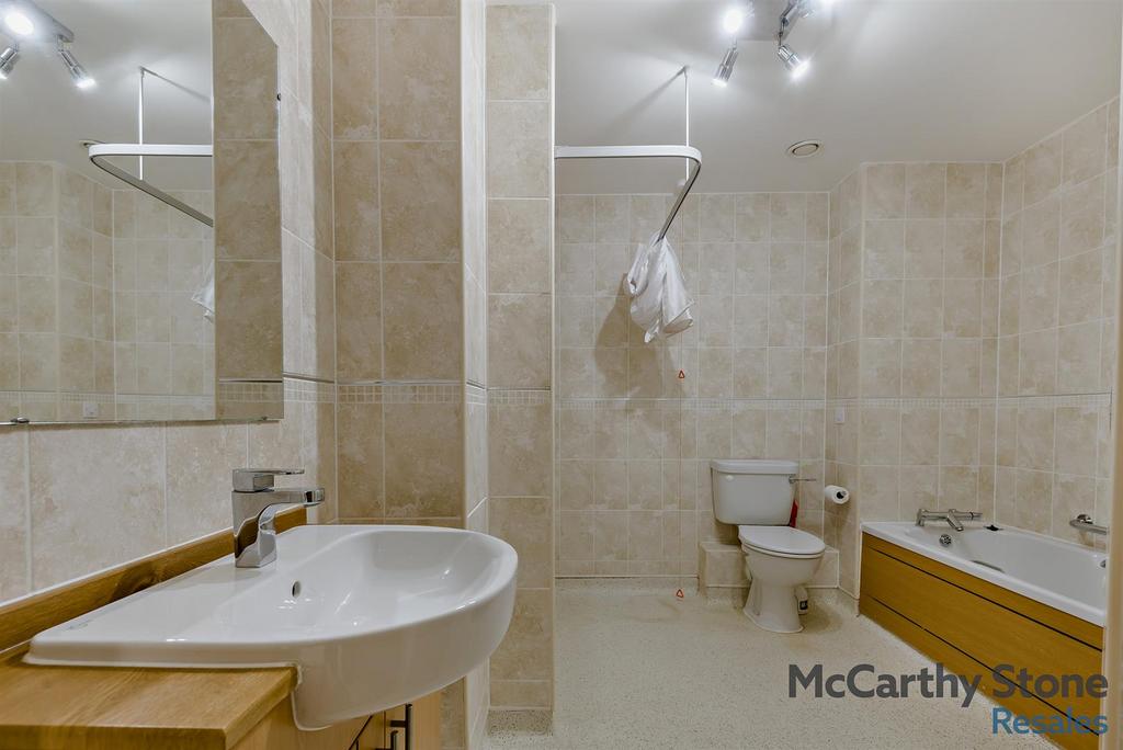 8668532-interior06-800.jpg