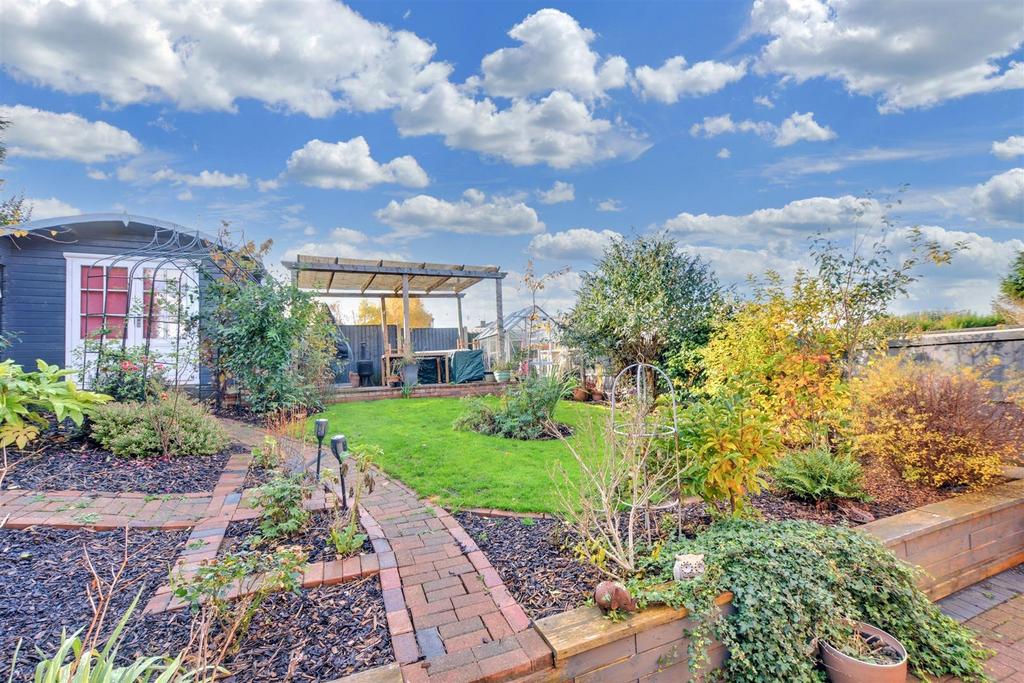Garden 2.jpeg