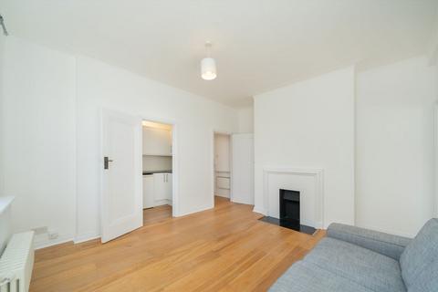 undefined, Belsize Grove, London NW3