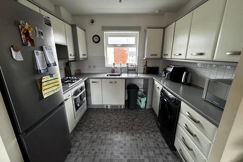 2 bedroom flat to rent, Thursby Walk, Exeter, EX4