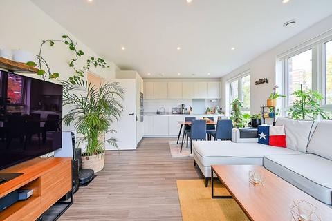 2 bedroom flat for sale, Enfield Road, Acton, London, W3