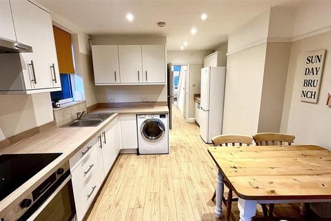 undefined, North Holmes Road, Canterbury
