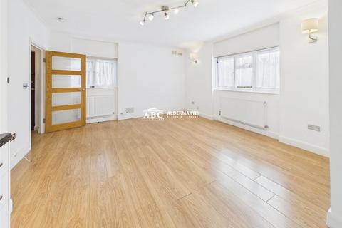 1 bedroom flat to rent, Lodge Close, Edgware