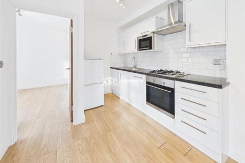 1 bedroom flat to rent, Lodge Close, Edgware