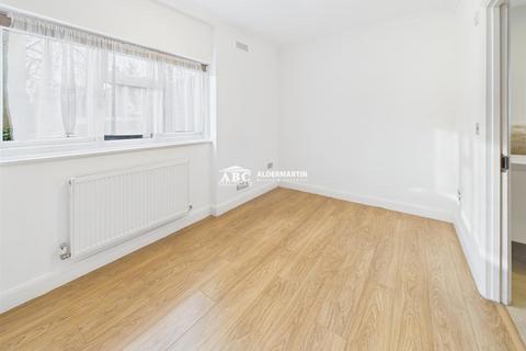 1 bedroom flat to rent, Lodge Close, Edgware