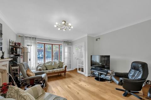 undefined, Chyngton Close, Sidcup DA15