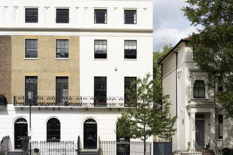 undefined, Warwick Gardens, London, W14